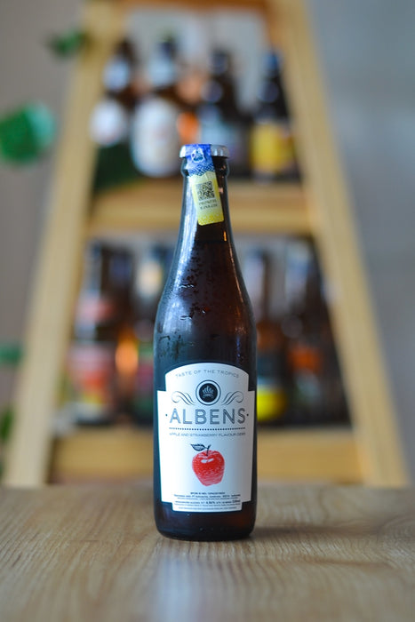 Albens Apple & Strawberry Cider (330ml)